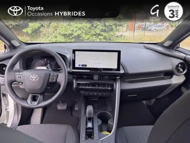 Toyota C-Hr 2.0 hybride rechargeable 225ch collection my26 — photo 8