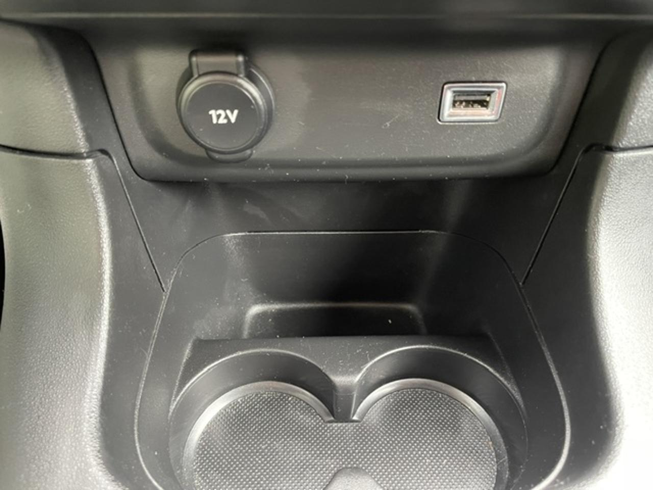 Citroën C3 puretech 110 s&s bvm6 shine pack — photo 33