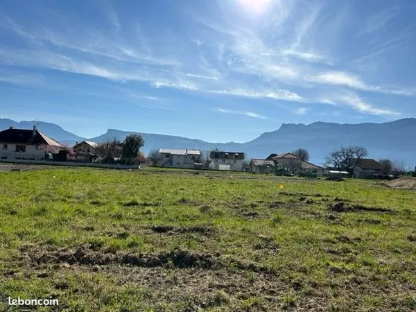 Terrain 241 m² Tullins