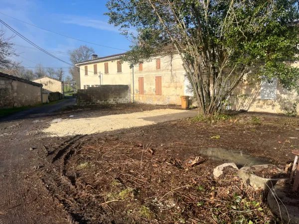 Maison 350 m²