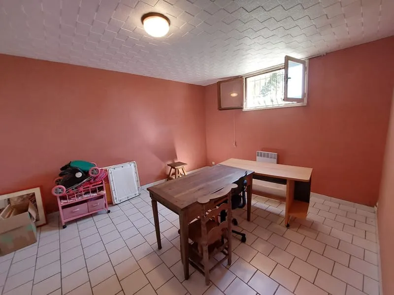 Photo 11
