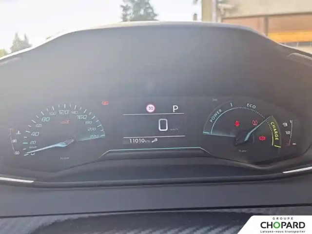 Peugeot 208 hybrid 100 e-dcs6 — photo 17
