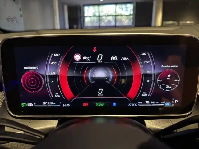 Mercedes Glc coupe 300 e hybrid eq 4matic — photo 13