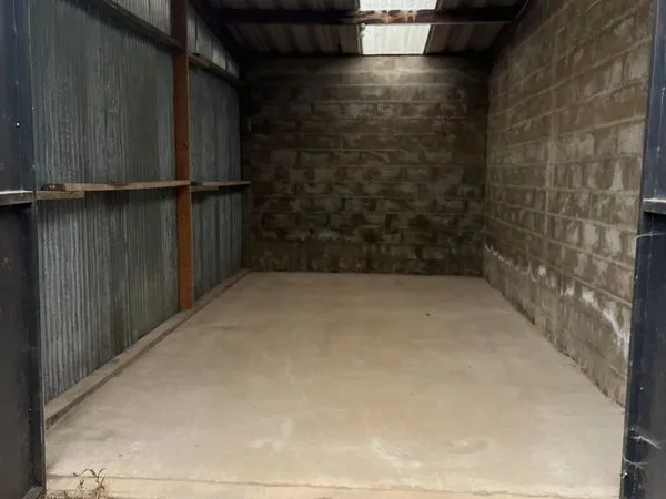 Location garage/dépot stockage 30M2
