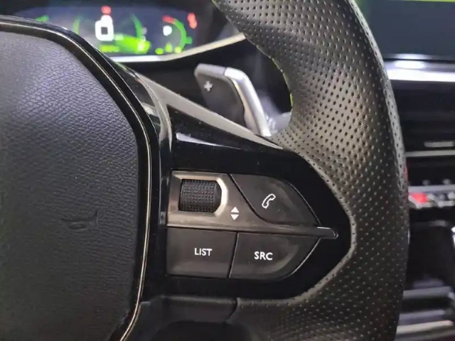 Peugeot 208 puretech 130 s&amp;s eat8 — photo 47