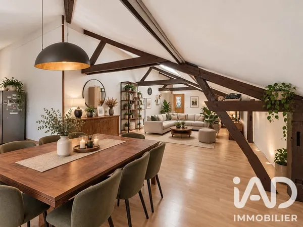 Appartement 4 pièces 104 m²