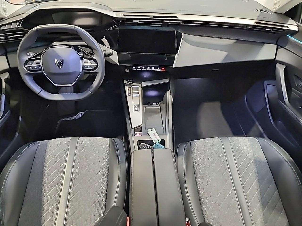 Peugeot 408 puretech 130 ch s&s eat8 allure pack — photo 12