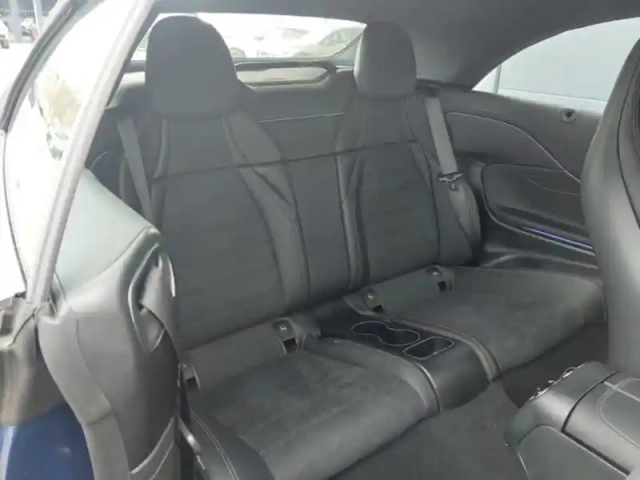 Mercedes Cle 220 d amg line — photo 7