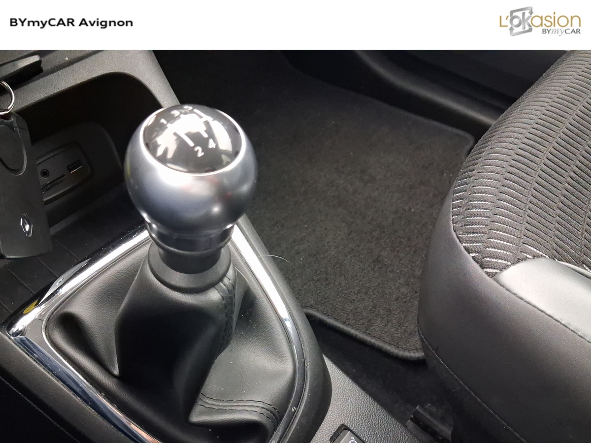 Renault Captur dCi 90 Energy eco² — photo 15