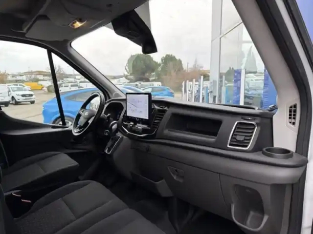Ford Transit 2t fg t350 l2h2 2.0 ecoblue 170ch s&amp;s trend business bva — photo 10