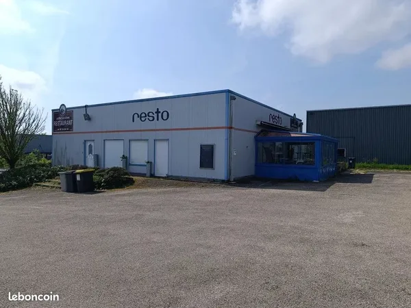 Local commercial, restaurant 210 m² Péronnas