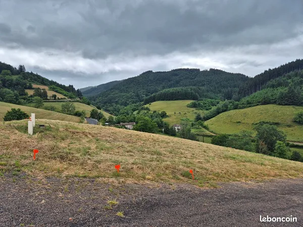 Terrain 640 m² LAMURE SUR AZERGUES