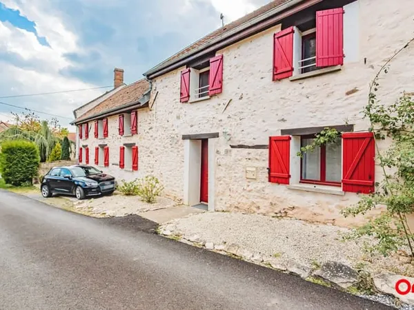 Maison 4 pièces 276 m²