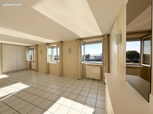 Duplex 5 pièces 110 m²