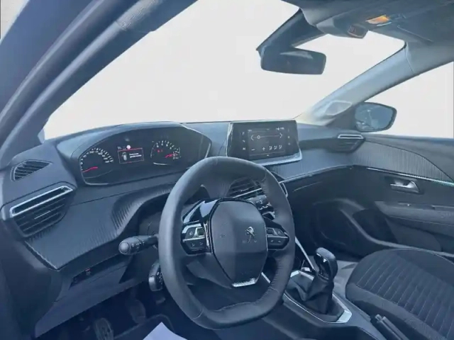 Peugeot 208 puretech 75 s&amp;s bvm5 — photo 32