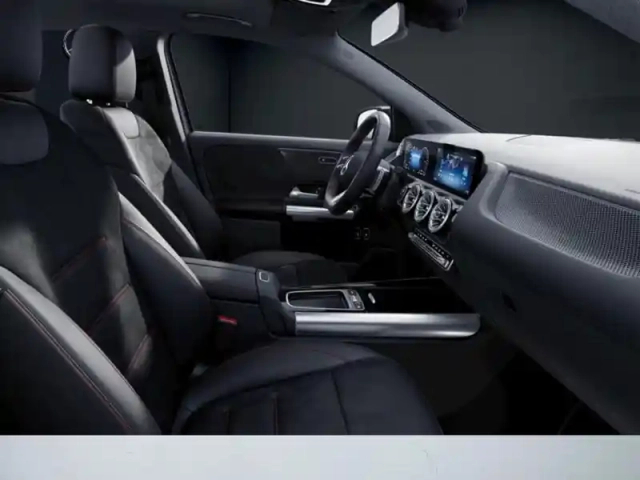 Mercedes Gla 250 e hybrid eq amg line — photo 8