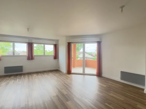 Appartement 2 pièces 81 m²