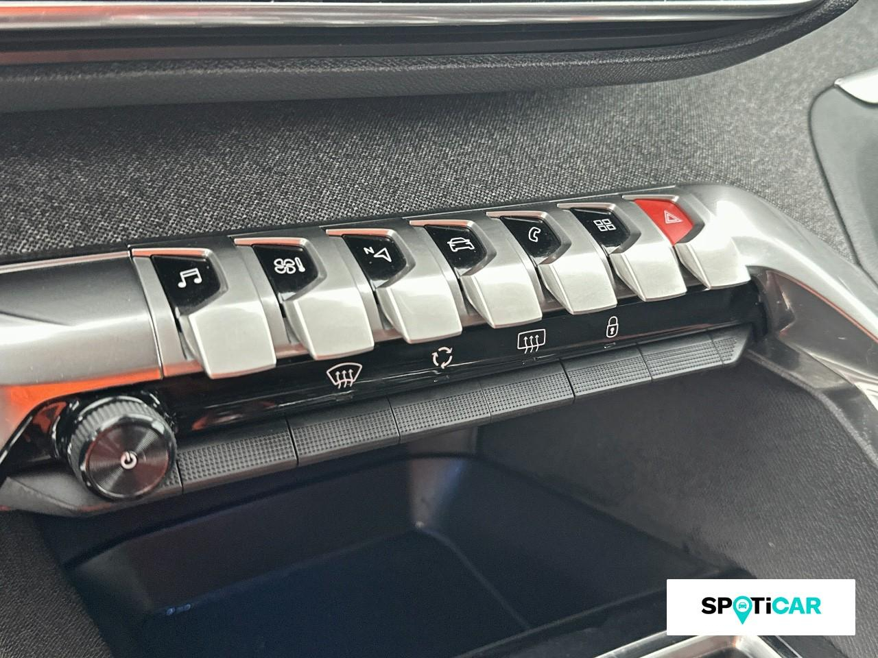 Peugeot 3008 1.5 bluehdi 130ch s&s roadtrip eat8 — photo 15