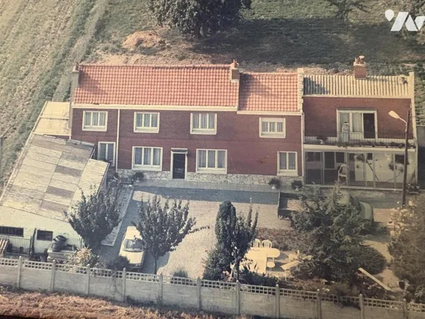 Maison 8 pièces 147 m²