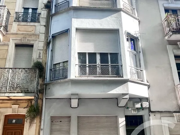 Maison 8 pièces 229 m²