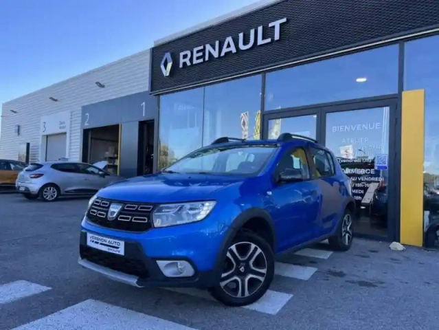 Dacia Sandero 15 ans tce 100 — photo 1