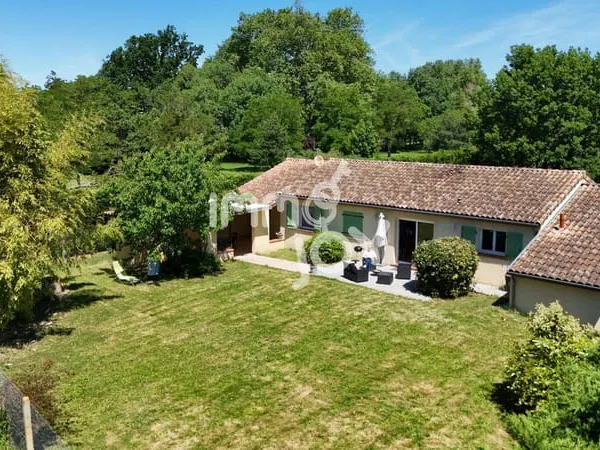 Maison de plain-pied 5 pièces 129 m²