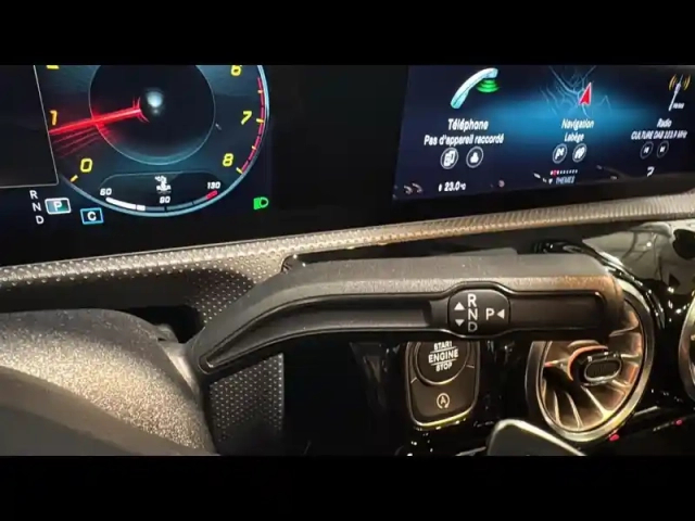 Mercedes Classe A 180 136ch amg line 7g-dct — photo 10