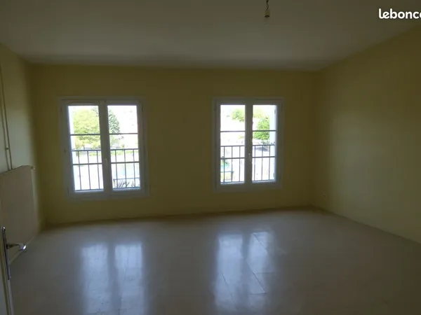 LOCATION APPARTEMENT 3me étage, NIORT
