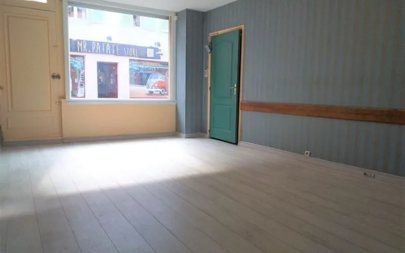 Photo 10