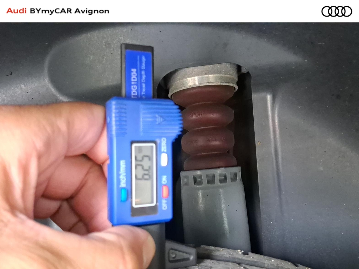 Audi Q2 30 TDI 116 BVM6 — photo 36