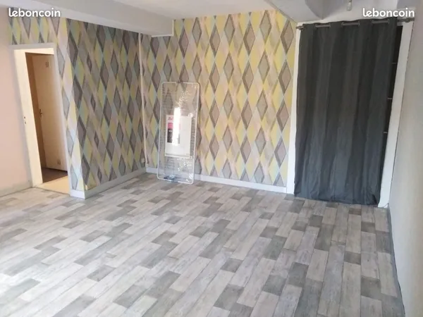 T3 80m² 3eme etage - 6 rue gevrey