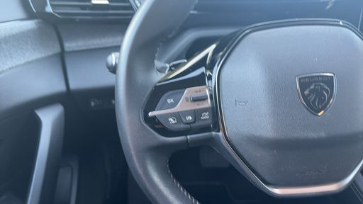 Peugeot 308 SW 1.6 THP PureTech 180 Hybrid e-EAT8 - Allure Pack – 2022 – 70195 km – Hybride rechargeable – Boîte Automatique — photo 11