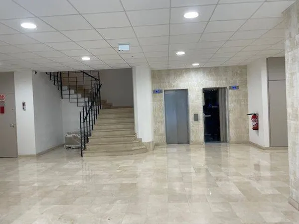 Bureaux 121 m²