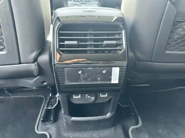 Citroën C5 Aircross hybride 145 e-dcs6 — photo 20