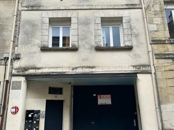 À louer place moto BORDEAUX Victoire