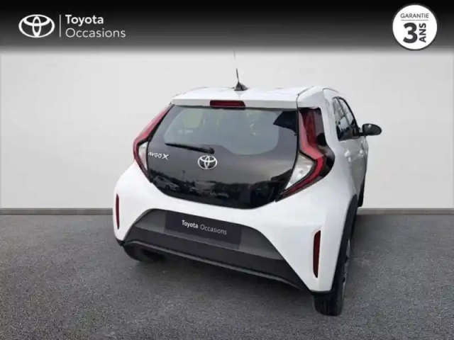 Toyota Aygo X 1.0 vvt-i 72ch dynamic my23 — photo 2