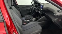 Peugeot 2008 1.2 Hybrid 145ch Allure e-DCS6 — photo 15