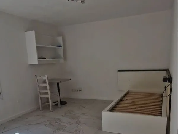 Studio 25 m2