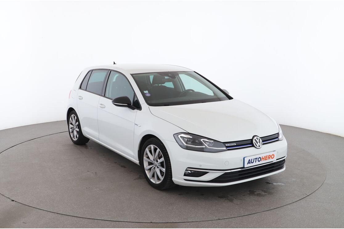 Volkswagen Golf VII 1.5 TSI EVO IQ.Drive DSG7 — photo 7