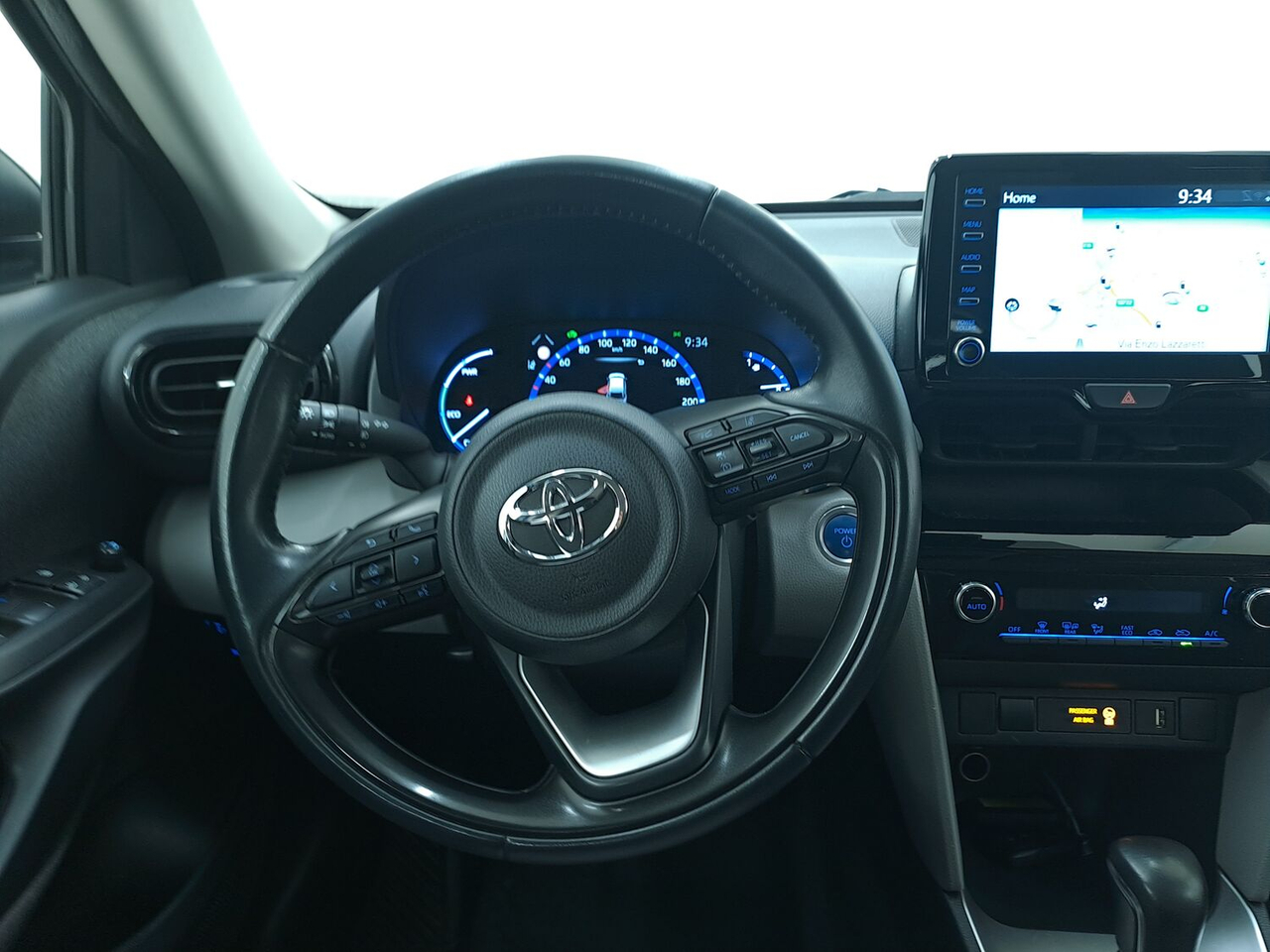 Toyota Yaris Cross — photo 13