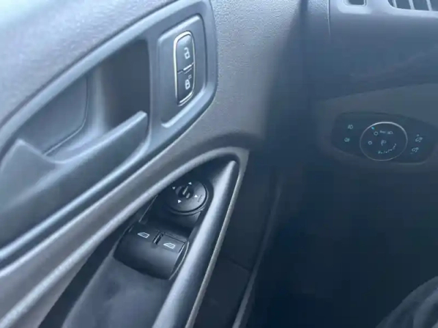 Ford Transit Connect fourgonnette l1 1.5 ecoblue 75ch trend business — photo 6