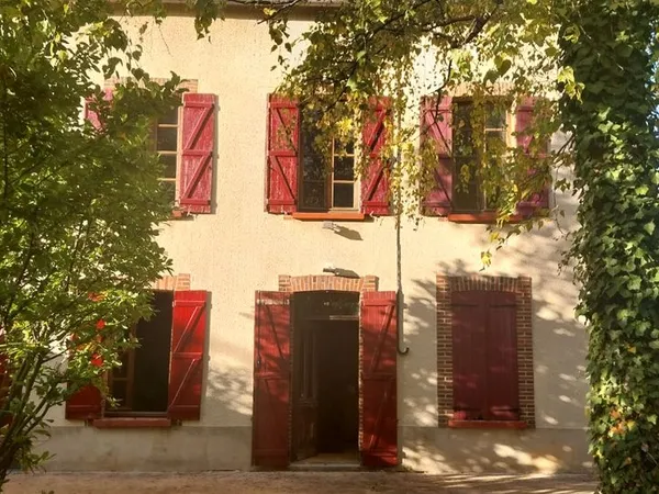 Grande maison à Cheny