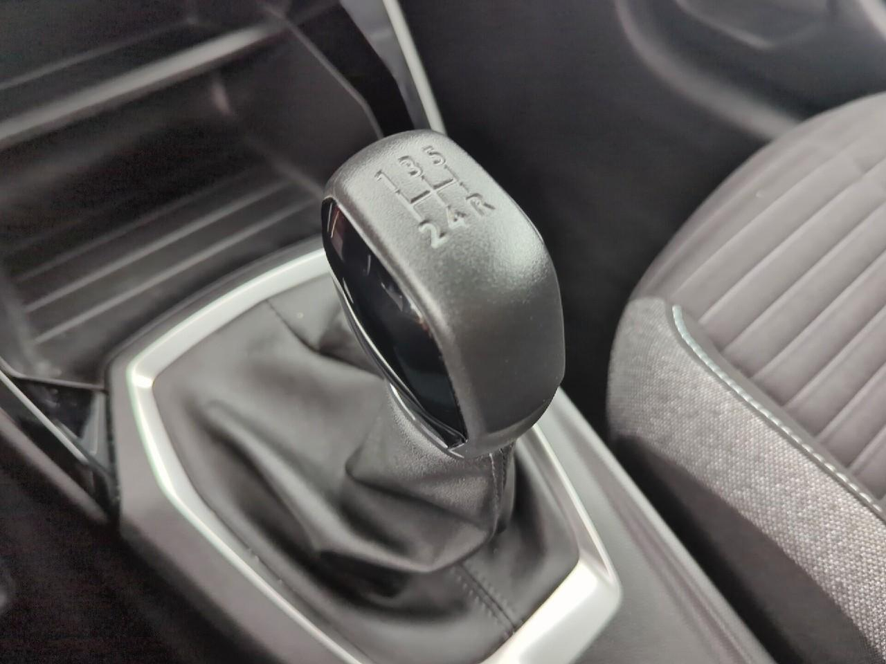 Peugeot 208 puretech 75 s&s bvm5 style — photo 30