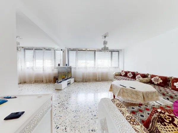 Appartement T5 avec Garage au dernier étage