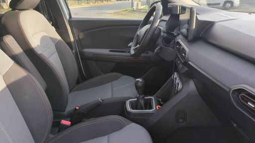 Dacia Jogger 1.0 ECO-G 100 - Extreme – 2024 – 57446 km – Bicarburation essence GPL – Boîte Manuelle — photo 12