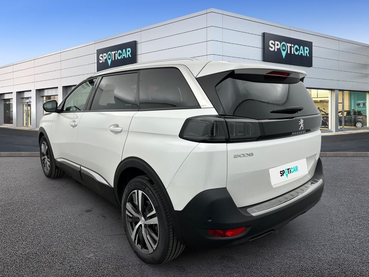 Peugeot 5008 puretech 130ch s&s eat8 allure pack — photo 7
