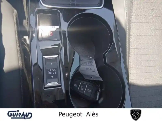Peugeot 2008 puretech 130 s&amp;s bvm6 — photo 20