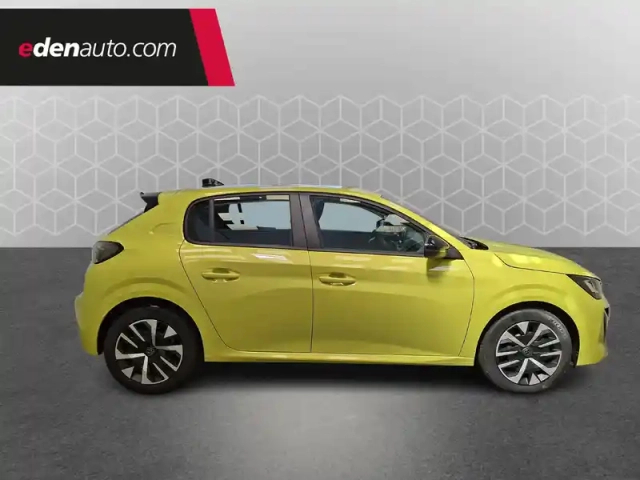 Peugeot 208 turbo 100 ch bvm6 — photo 35