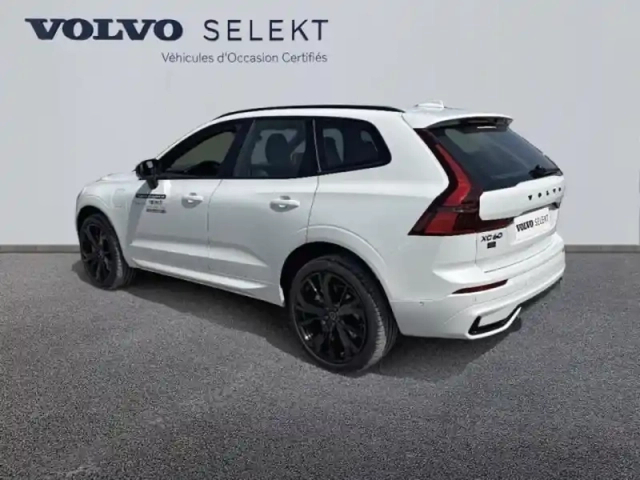 Volvo Xc60 t6 hybride rechargeable 335ch black edition geartronic 8 awd — photo 6