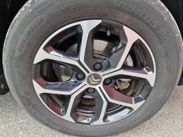 Citroën C3 Aircross puretech 110 s&amp;s bvm6 — photo 24
